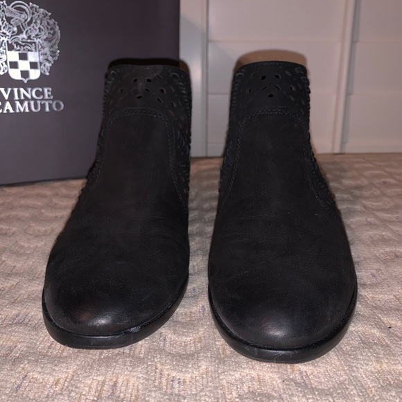 Vince Camuto Prasata bootie - Picture 5 of 8
